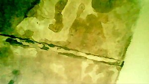 Webcam Dana and Lauty get down with raw action.