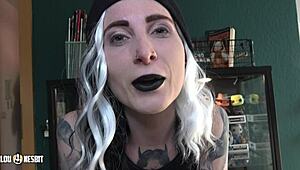 Can Lou Nesbit And Lia Louise Win The Exhibitionism Contest?