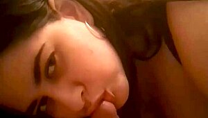 Deblja plavuša doggy stil sa krešendoom u trojci!