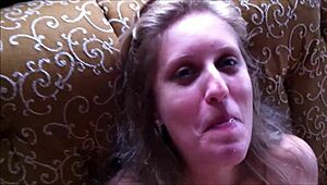 Ingat Saat Aku Suka Bokong Besar Hotwife Itu?