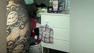 African Mature Amateur Takes Monster Cock In Doggy, Big Ass Bouncing.