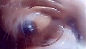 Cyndy Blackslave showers for master 😉