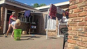 زوج خائن، رجل ينيك زوجتي في الخارج بقوة 😡