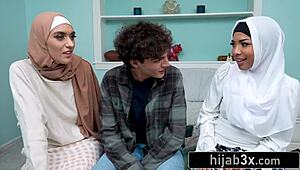 Nadržení muslimští nevlastní sourozenci šukají, aby skryli špinavé tajemství.