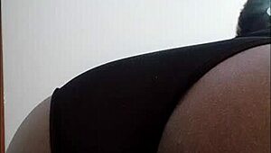 horny milf rides and masturbates on webcam 😈