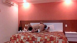mexicana gets wild with tequila in motel room 🔥
