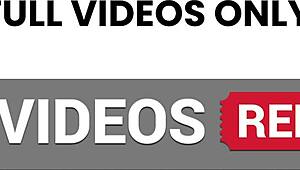 Großer Latina-Arsch reitet Dildo hart auf Webcam für kostenlose Zuschauer.