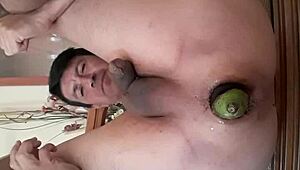 Любопитен съм да изследвам повече като гей пасиво в тази сцена