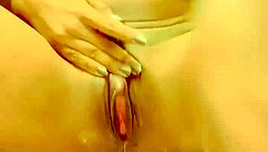 Cavalgando Gostoso Nesse Pau, Buceta Cheia de Leite!