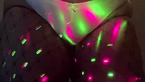 ebony model dances for daddy