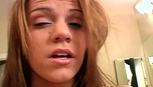 I'm addicted to tongue showering that naked pussy