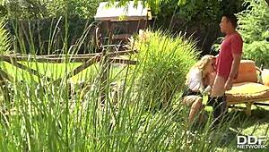 amber jayne, the hot milf, gets cum drenched on her shaved pussy in a car