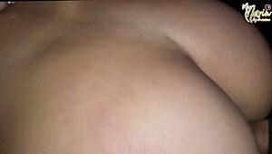 Latina gives live sex to swingers, sucking and doggystyle