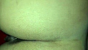 Milk creampie in mature latina's ass