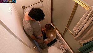 Μυστικό γαμήσι της θετής μαμάς στο μπάνιο με τον θετό γιο - Σοκαριστική ανατροπή στο οικογενειακό δείπνο!