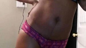 Blacchammer îi rupe curul negru cu pula mare