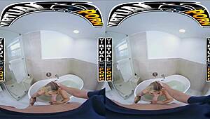 Virtual Porn: Blonde Pawg Kali Roses Shows Big Ass In Bathroom Bath Scene