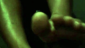 Erotikpies Loretta Delivers Hot July Footjob with Beer.