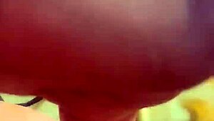 Prostitute gets pussy creampied outdoors