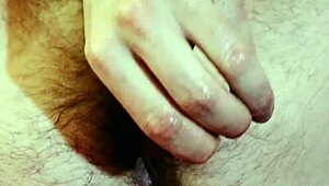 toying and fingering my hairy hole up close, damn hot 🔥