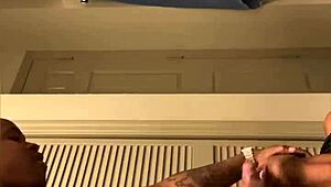 Bathroom Quicky With SlimmSantana Squirting All Over