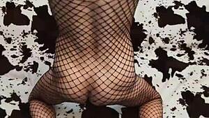 hot milf couple doing amateur anal sex and assfucking at home 😏