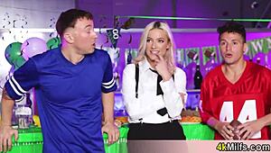 Wow! Sexy Blonde Waitress Lindsey Lakes Offers Free Fun After Football