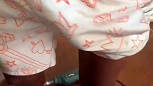 uhh, big cock guy came to fix stuff in garage, ended up getting sucked