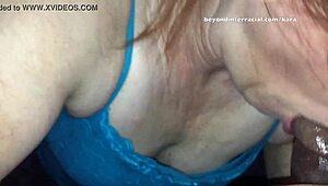 Este trío casero con coño de milf y pollas interraciales fue pillado por seguridad en acción perrito