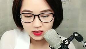 asian korean girl with slim waist and short hair does sexy webcam livestream