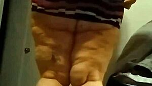 In slow motion, Misfitangel, the BBW star, engages in ass worshiping.