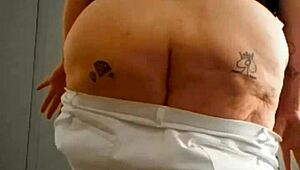 Σε αργή κίνηση η BBW σταρ Misfitangel κάνει λατρεία κώλου