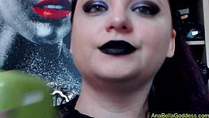 giant goddess crushes garbage in fetish