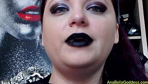 giant goddess crushes garbage in fetish