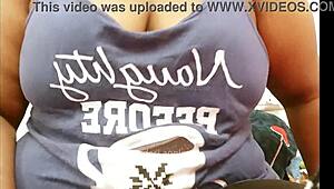 A sexy Indian maid shows off her boobs