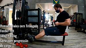 Treino para as costas com flexibilidade e hardcore