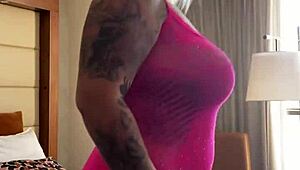 Big Booty Blonde Lucky B XXX Twerks Hard for Fans on Live Cam!