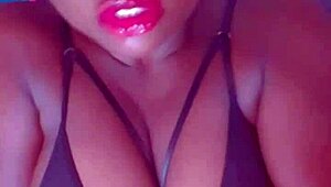 Mature Lingerie Play Teases Your Desires?