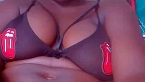 Mature Lingerie Play Teases Your Desires?