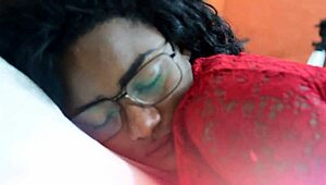 ensaio sensual de uma modelo bonita