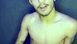 Watch this gay guy cum from solo handjob