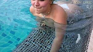 Stepsister Seduces Stepbrother With Blowjob And Tattoos