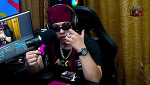 Човече, Киара Блеј је волела да игра са студијским играчкама толико да је скоро полудела