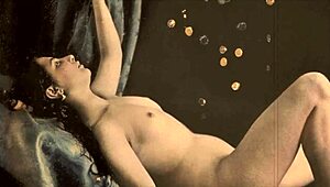 סבתא ותיקה עם תחת פרועה משתוללת!