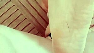 fetish with blonde's wet pussy cumshot 😈