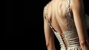 Lana Lang's Tempting Jerk-Off Challenge