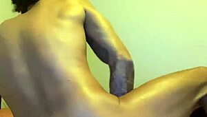 ella spreads her sexy ass open for wild licking now!