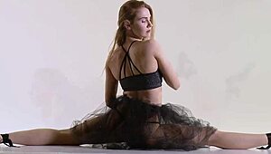 Svetik Samozvetik zeigt geile Gymnastik-Moves