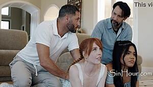 Rodinná výmena sa zmení na divokú hru pre 4 hráčov - Madi Collins, Summer Col