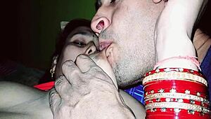 बड़े बूब्स वाली हॉट बेब ने स्टीमी पीओवी ब्लोजॉब दिया